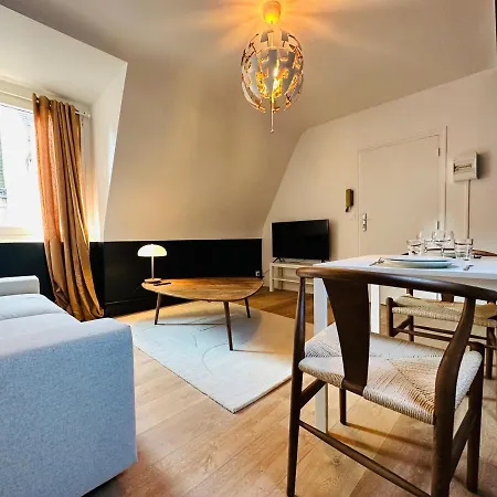 Le Picasso Apartment Tours