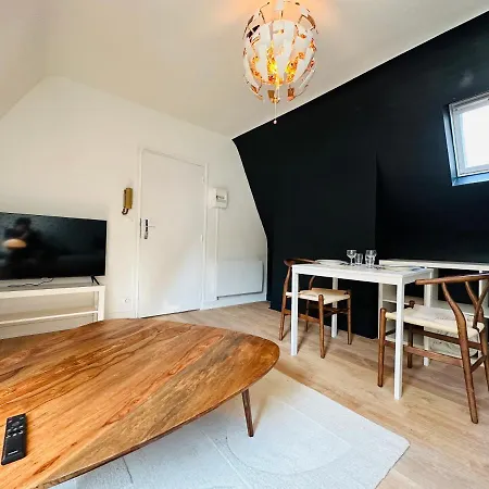 Le Picasso Apartment Tours